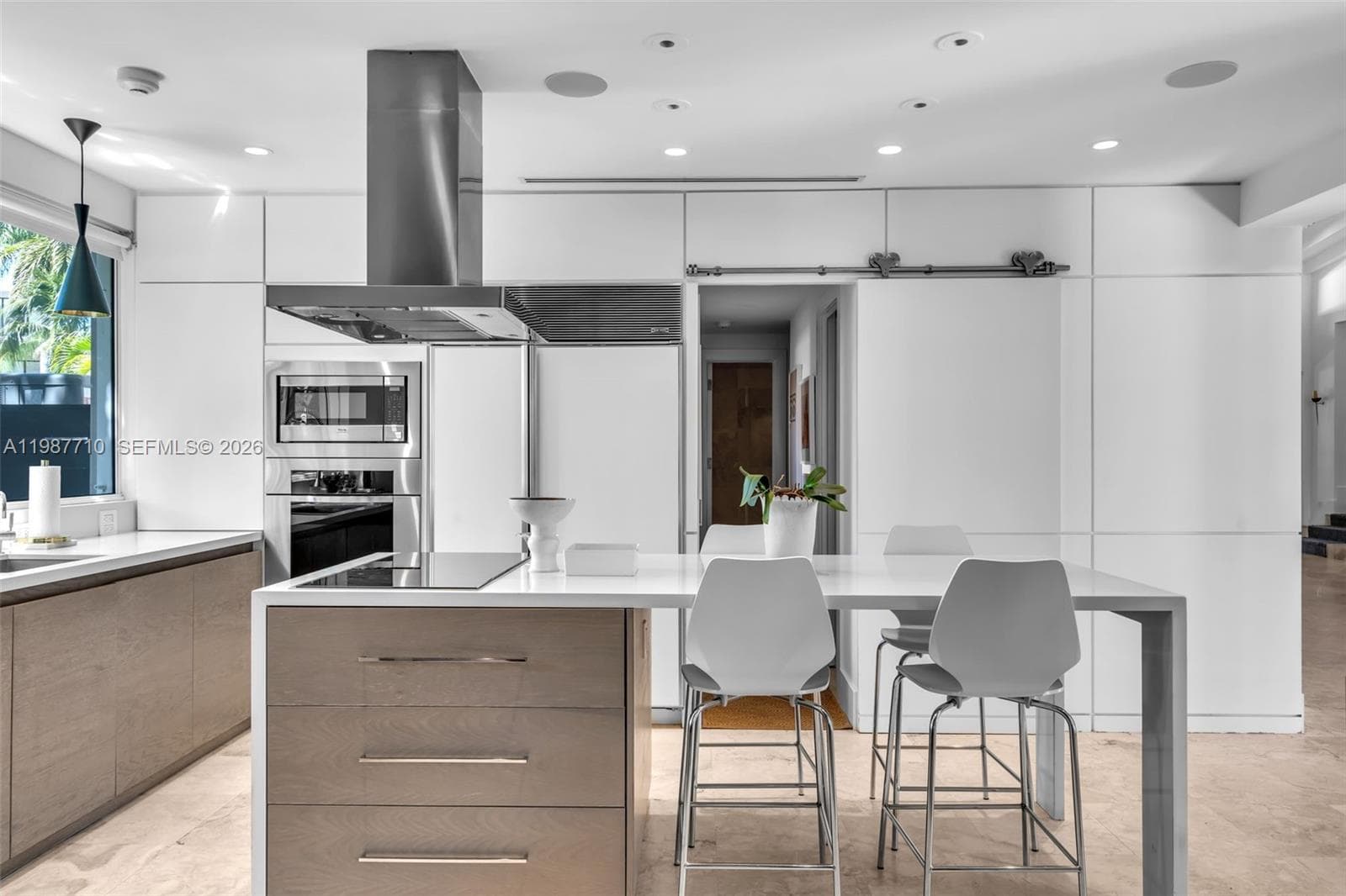 140 Hampton Ln, Key Biscayne FL 33149 — 9