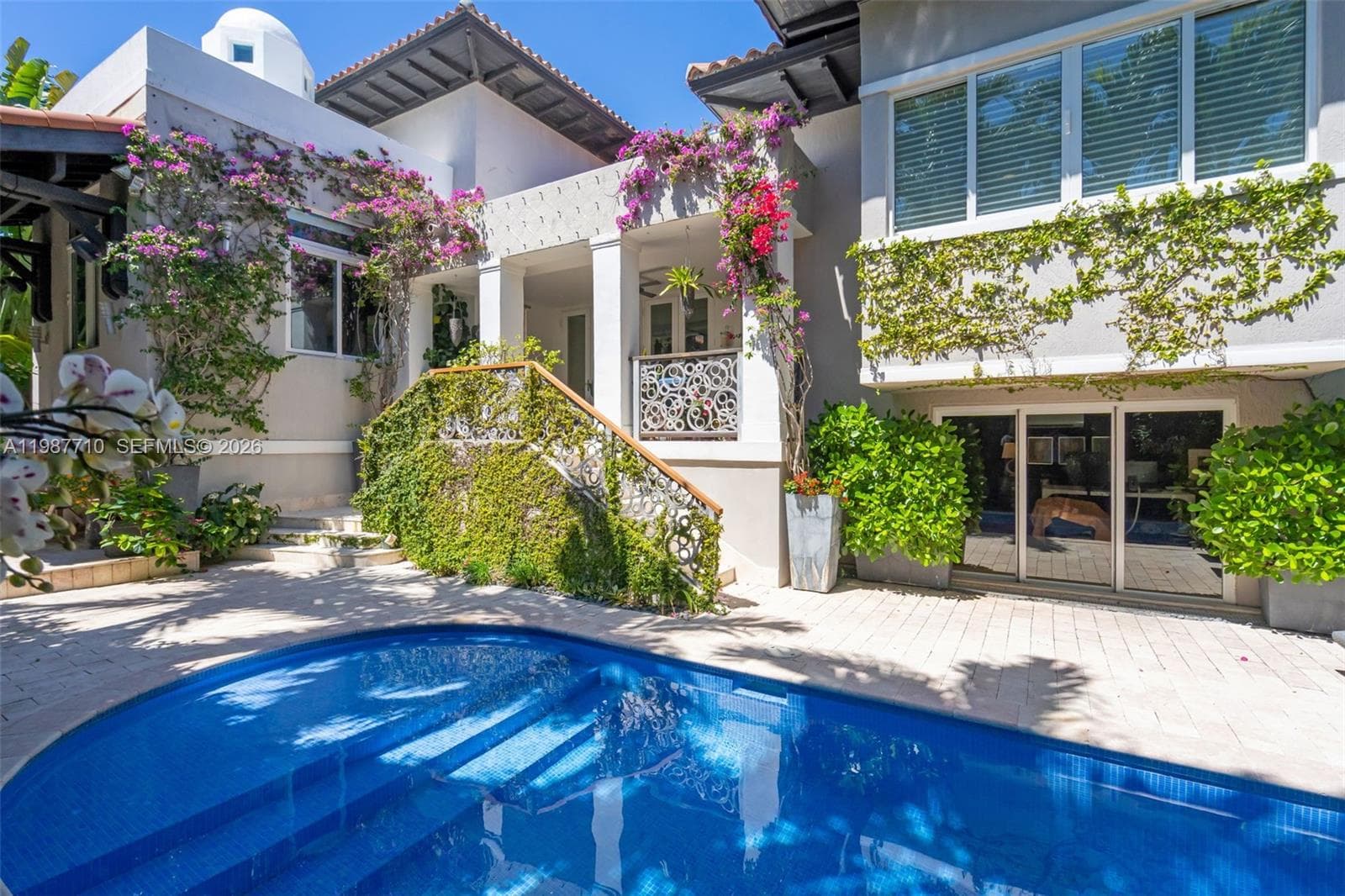 140 Hampton Ln, Key Biscayne FL 33149 — 25