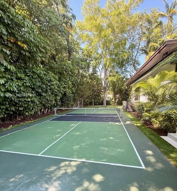 6371 SW 107th St, Pinecrest FL 33156 — 56