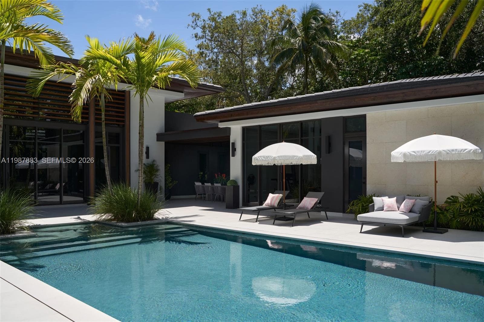 6371 SW 107th St, Pinecrest FL 33156 — 55