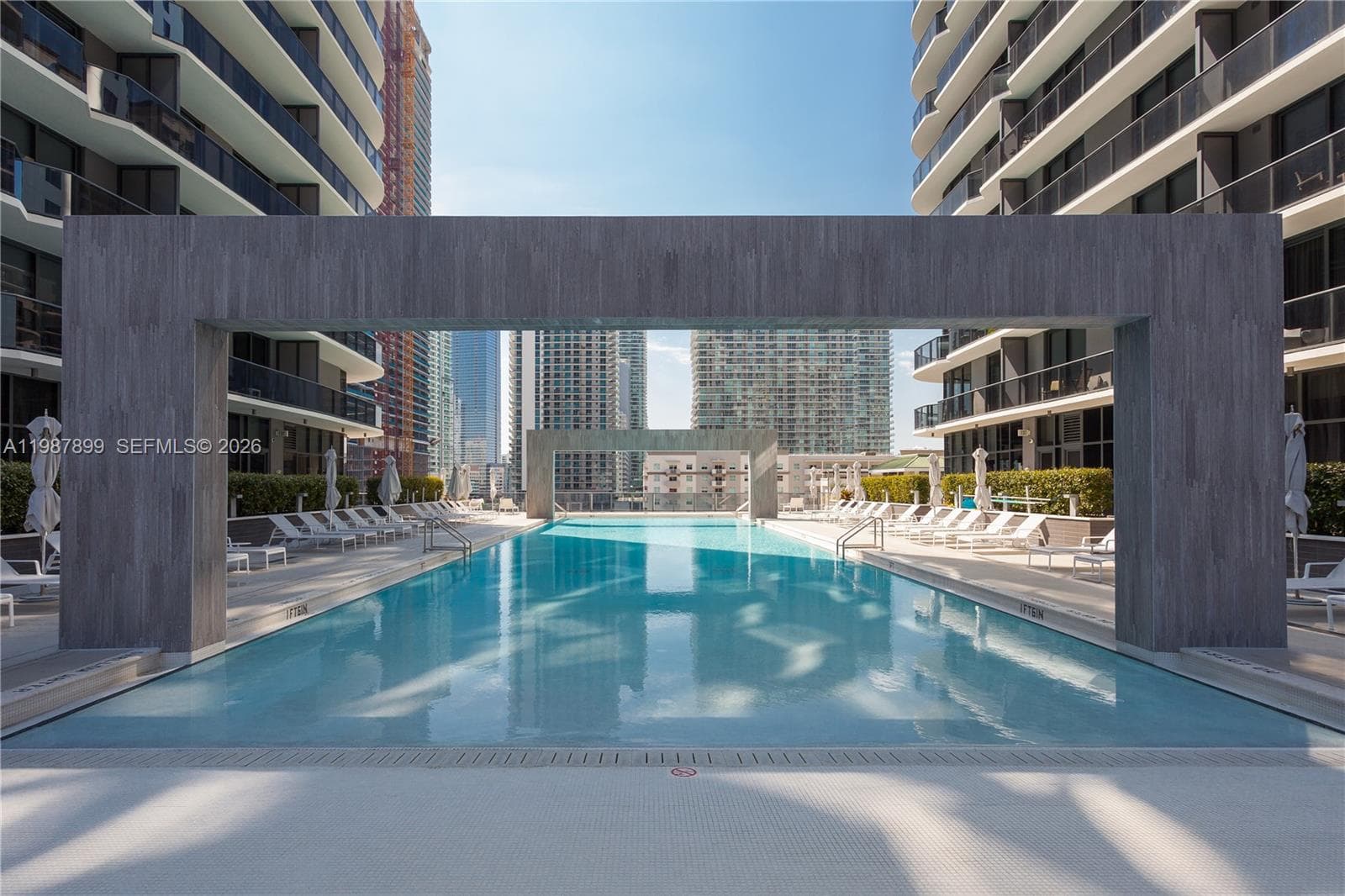 45 SW 9th St # 2009, Miami FL 33130 — 15