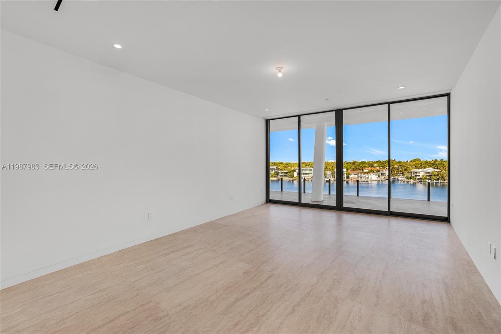 5 Grove Isle Dr # 504, Coconut Grove FL 33133 — 36