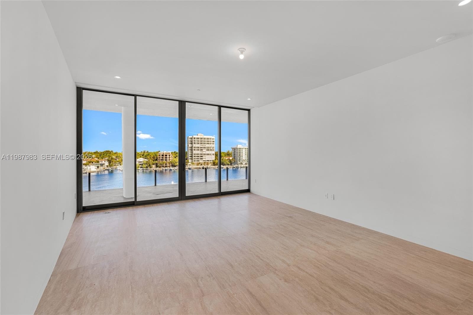 5 Grove Isle Dr # 504, Coconut Grove FL 33133 — 38