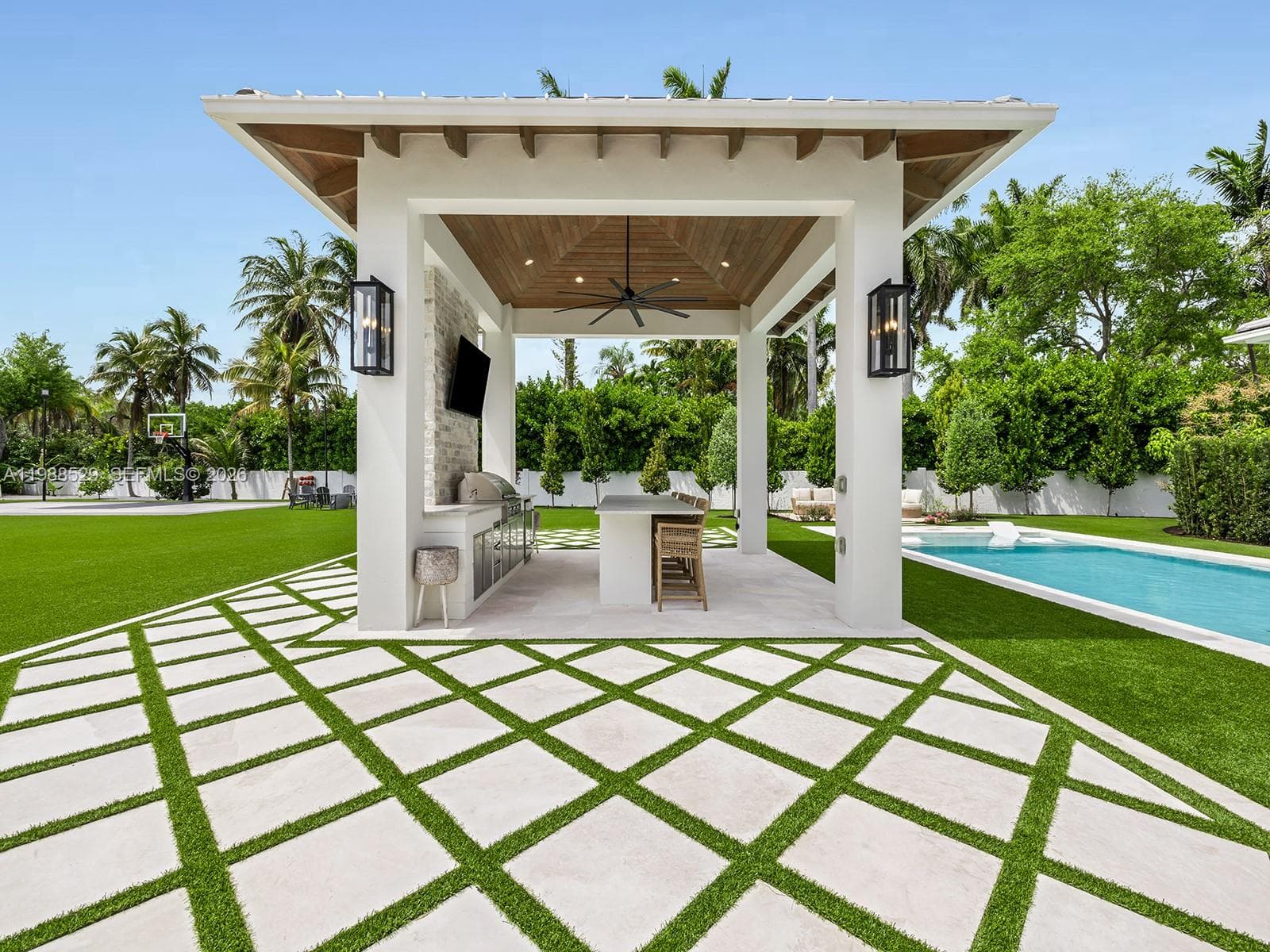 14200 Old Cutler Rd, Palmetto Bay FL 33158 — 31