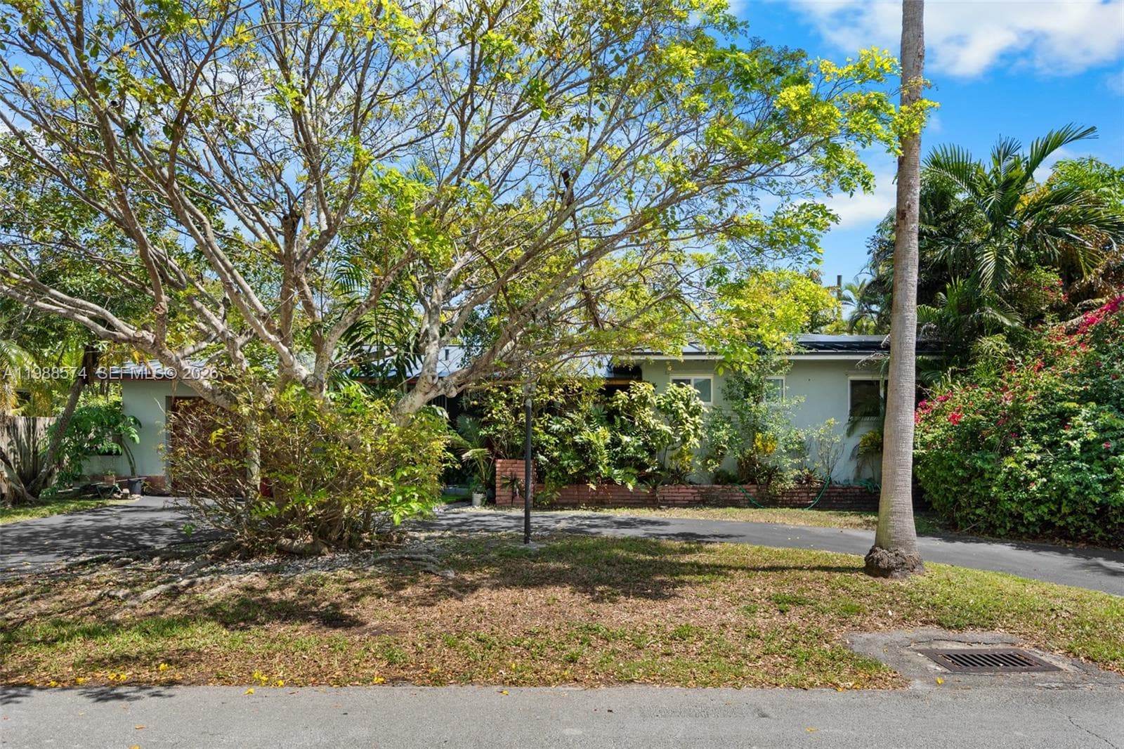 6005 SW 64th Pl, South Miami FL 33143 — 32