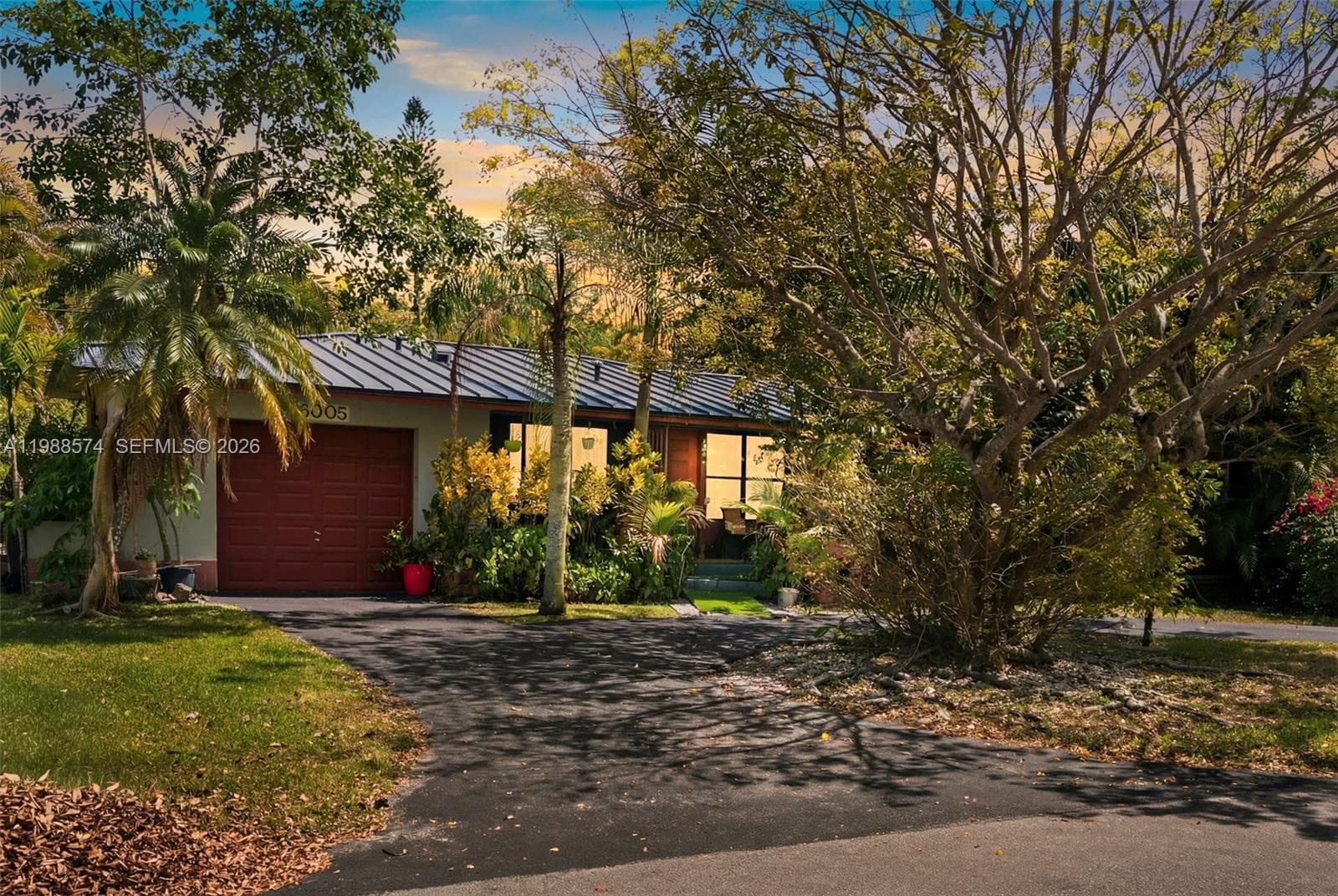 6005 SW 64th Pl, South Miami FL 33143 — 1