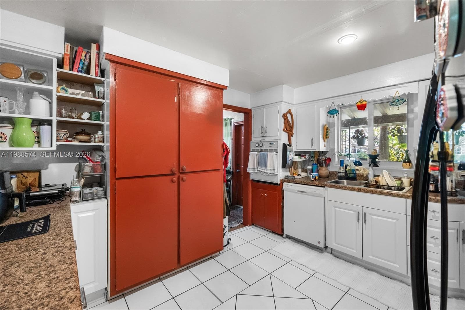 6005 SW 64th Pl, South Miami FL 33143 — 8