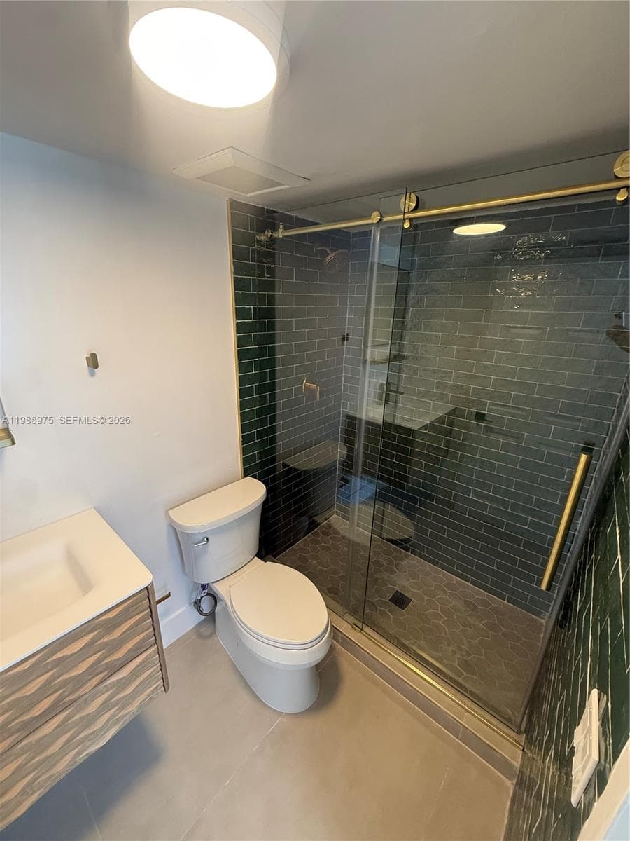 6937 Bay Dr, Miami Beach FL 33141 — 5