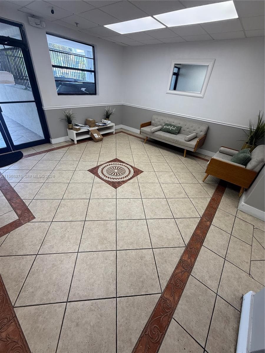 6937 Bay Dr, Miami Beach FL 33141 — 14