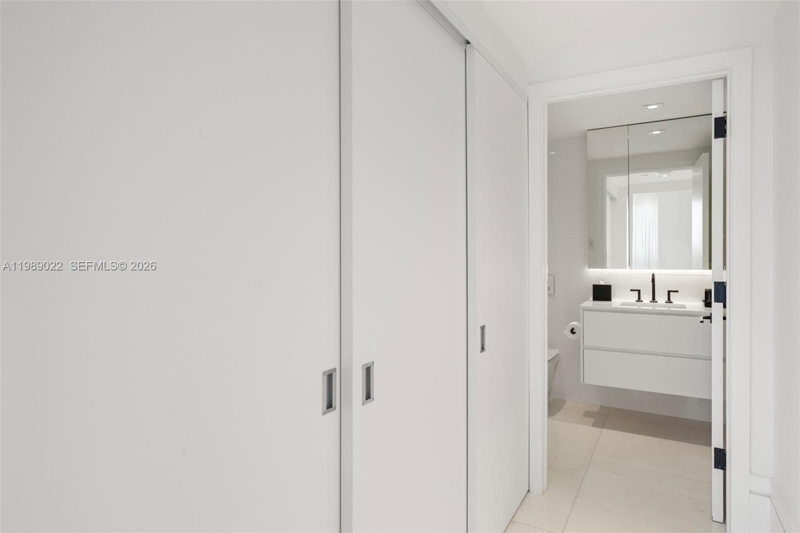 9999 Collins Ave # 11J, Bal Harbour FL 33154 — 36