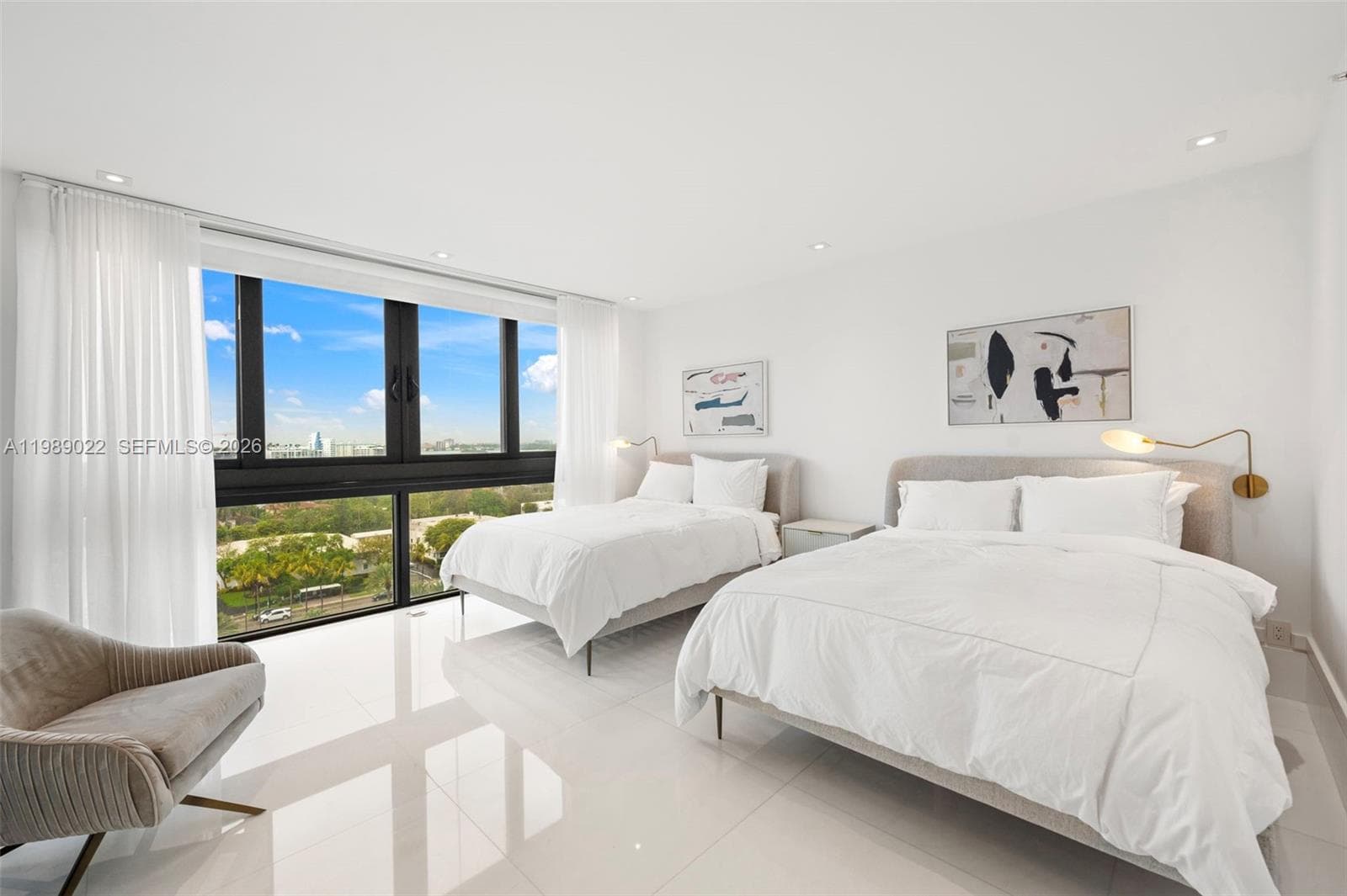9999 Collins Ave # 11J, Bal Harbour FL 33154 — 32