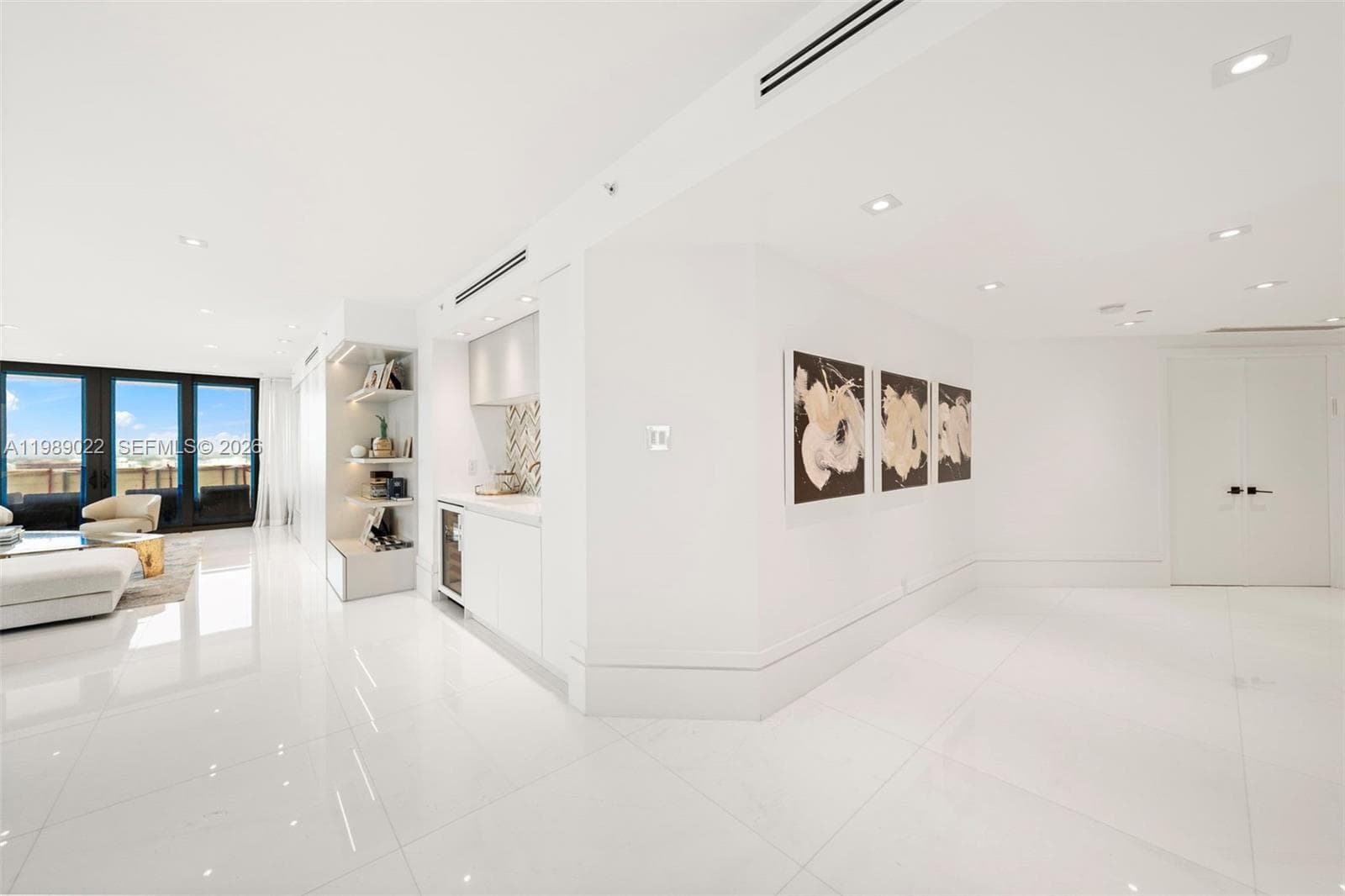 9999 Collins Ave # 11J, Bal Harbour FL 33154 — 30