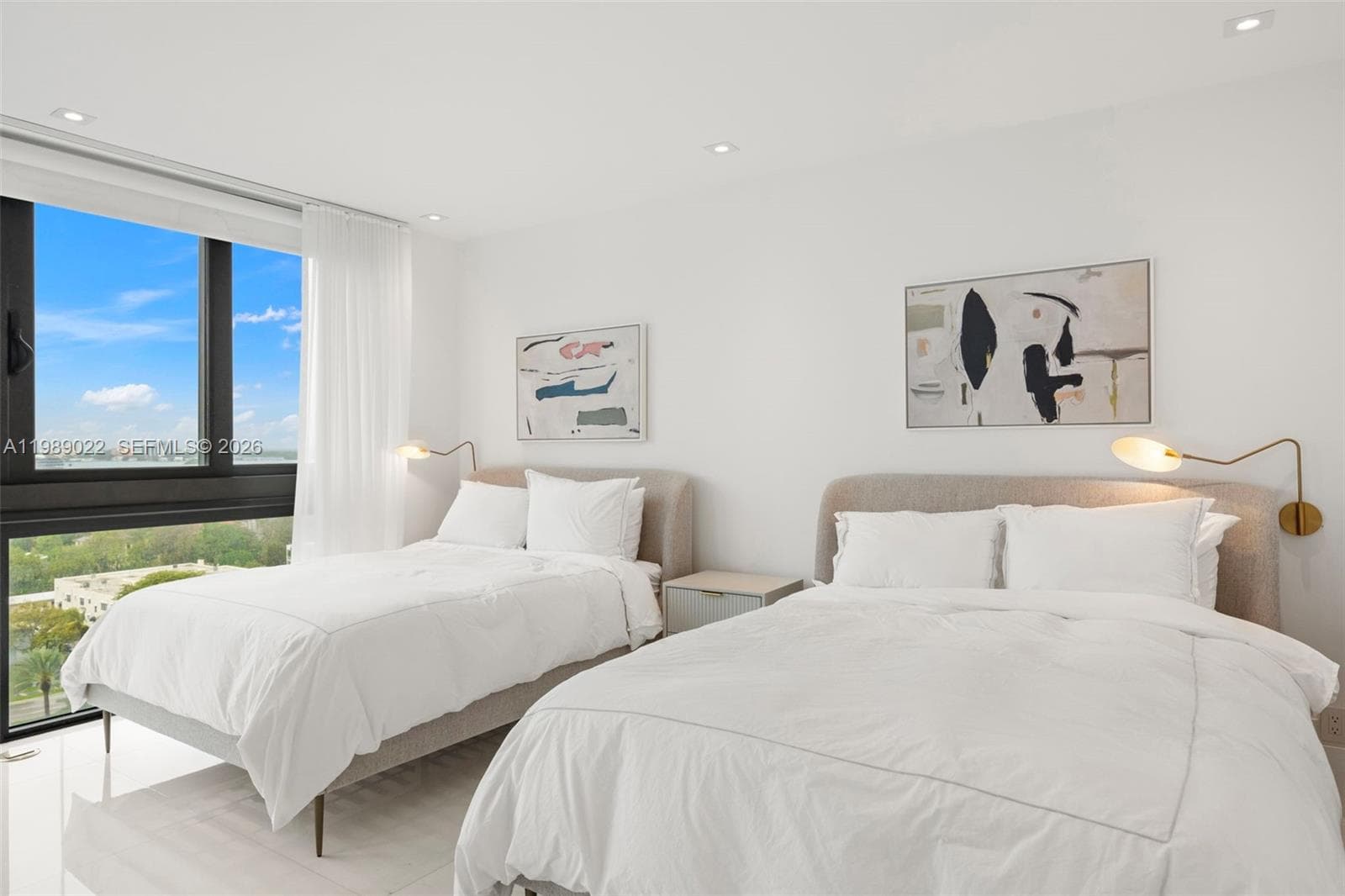 9999 Collins Ave # 11J, Bal Harbour FL 33154 — 34