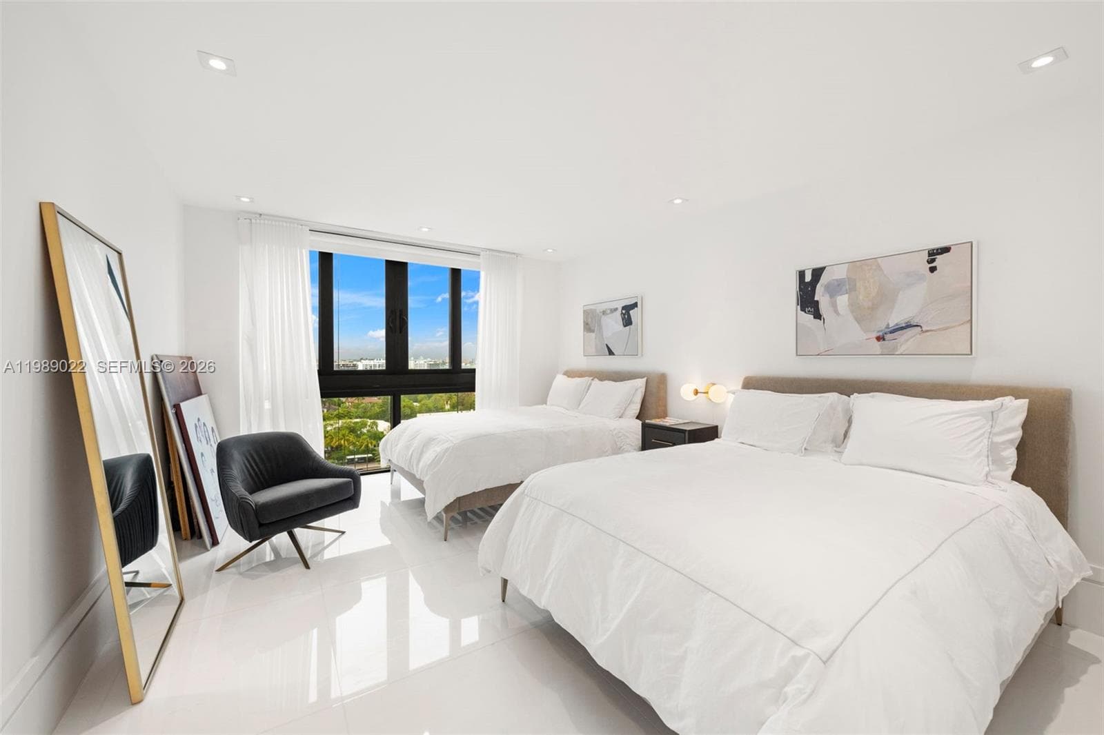 9999 Collins Ave # 11J, Bal Harbour FL 33154 — 18