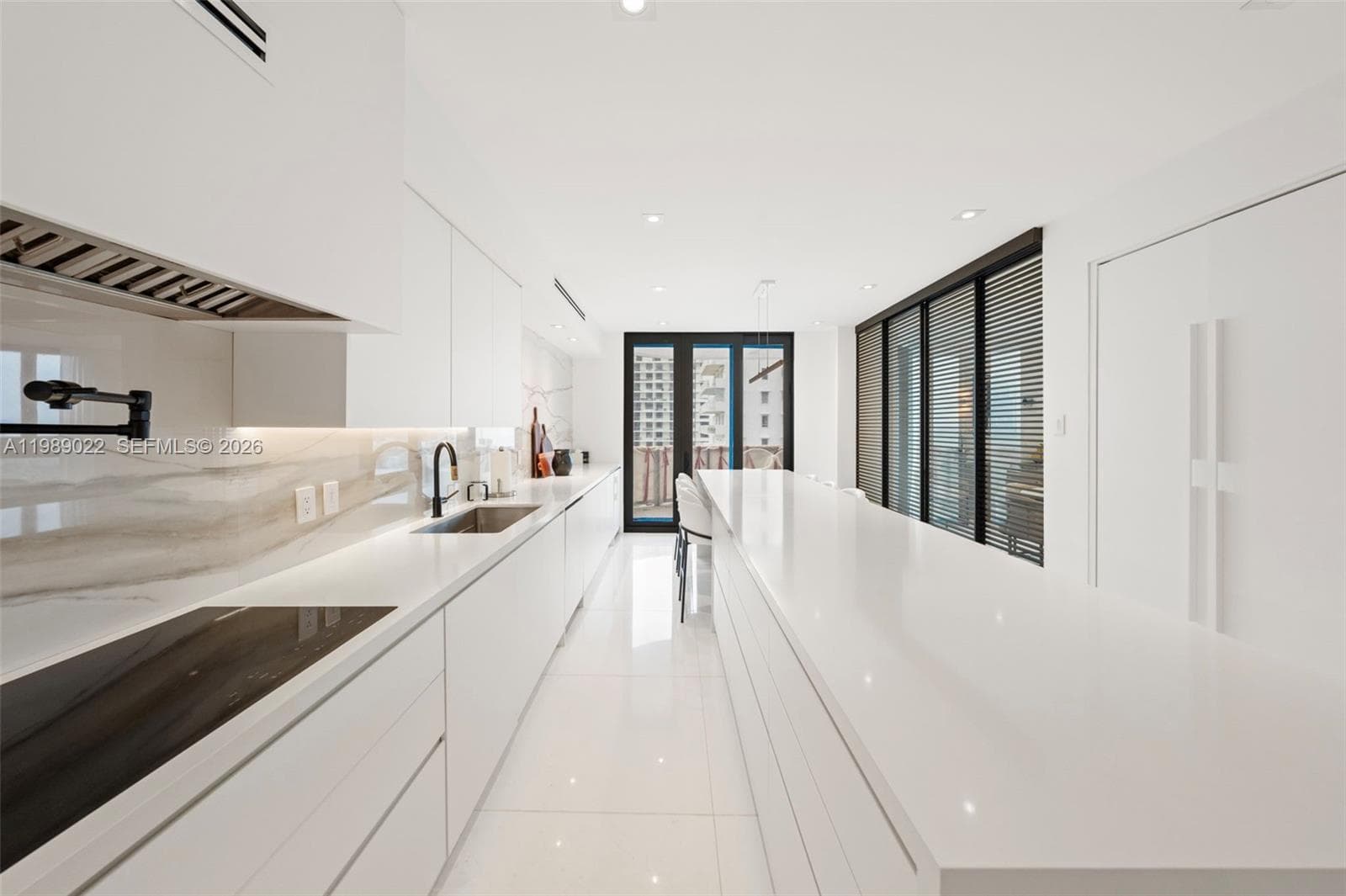 9999 Collins Ave # 11J, Bal Harbour FL 33154 — 39