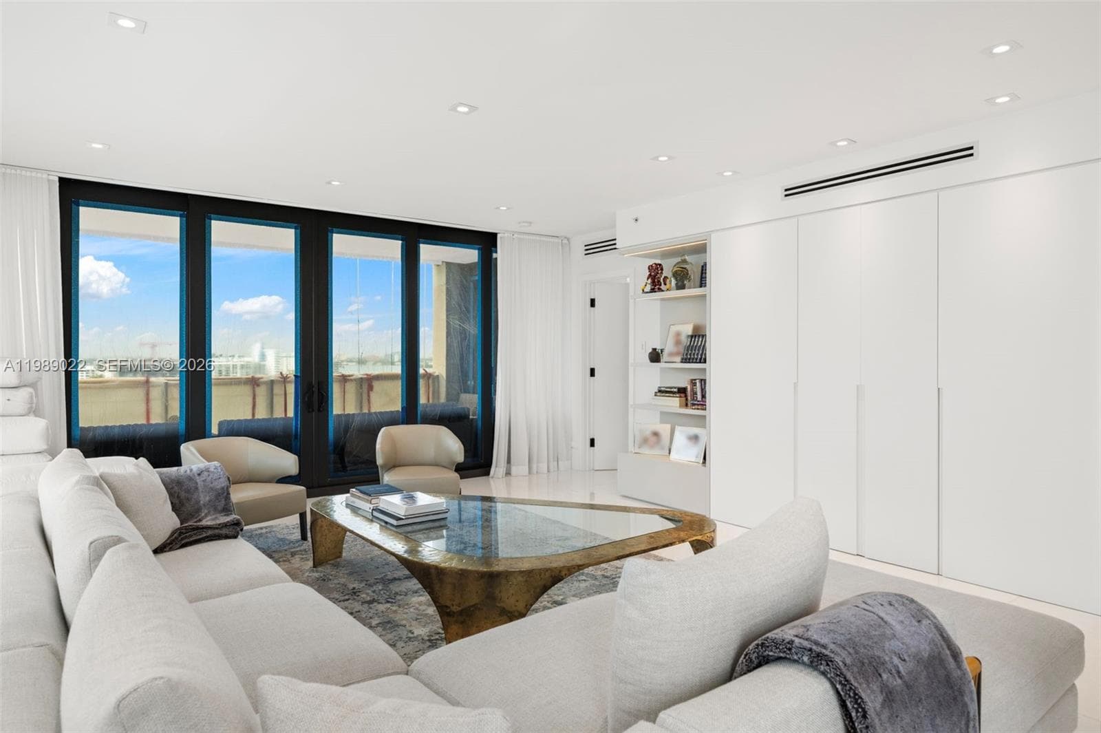 9999 Collins Ave # 11J, Bal Harbour FL 33154 — 31