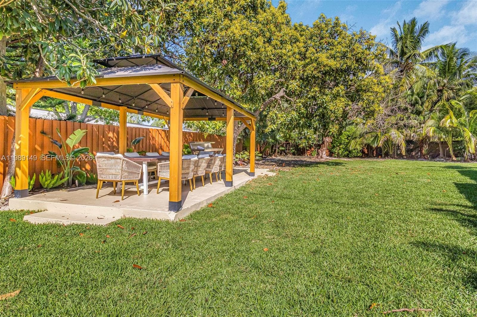 18490 SW 83rd Pl, Cutler Bay FL 33157 — 52