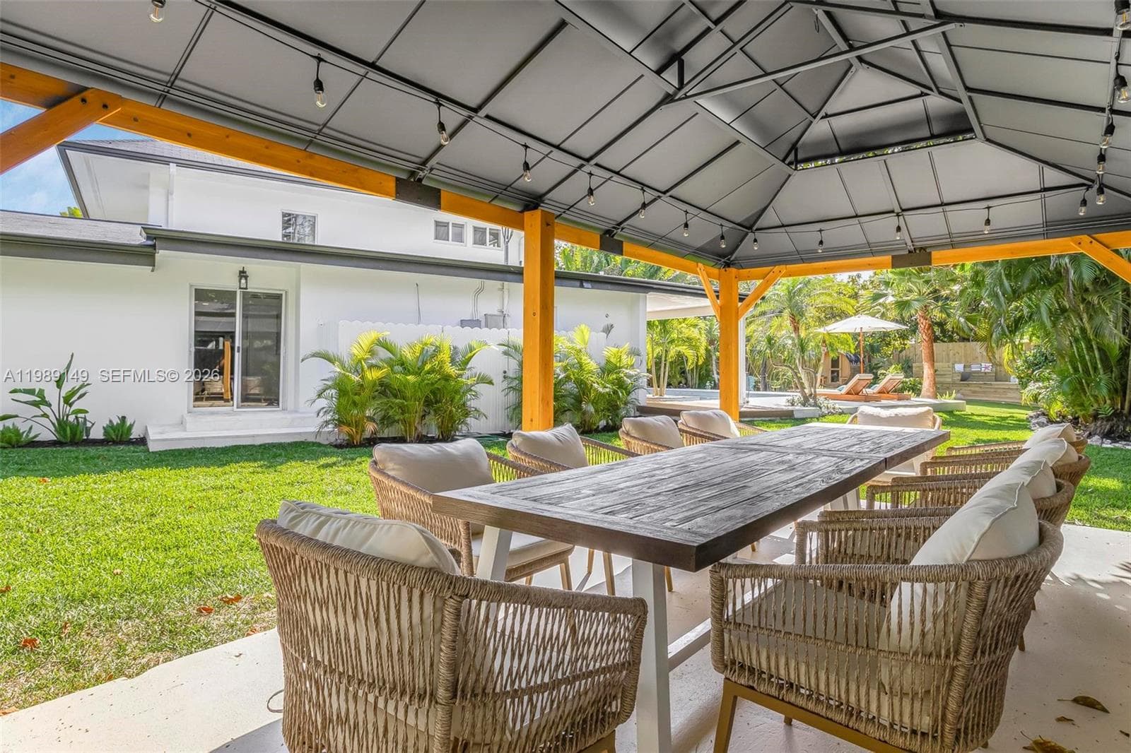 18490 SW 83rd Pl, Cutler Bay FL 33157 — 51