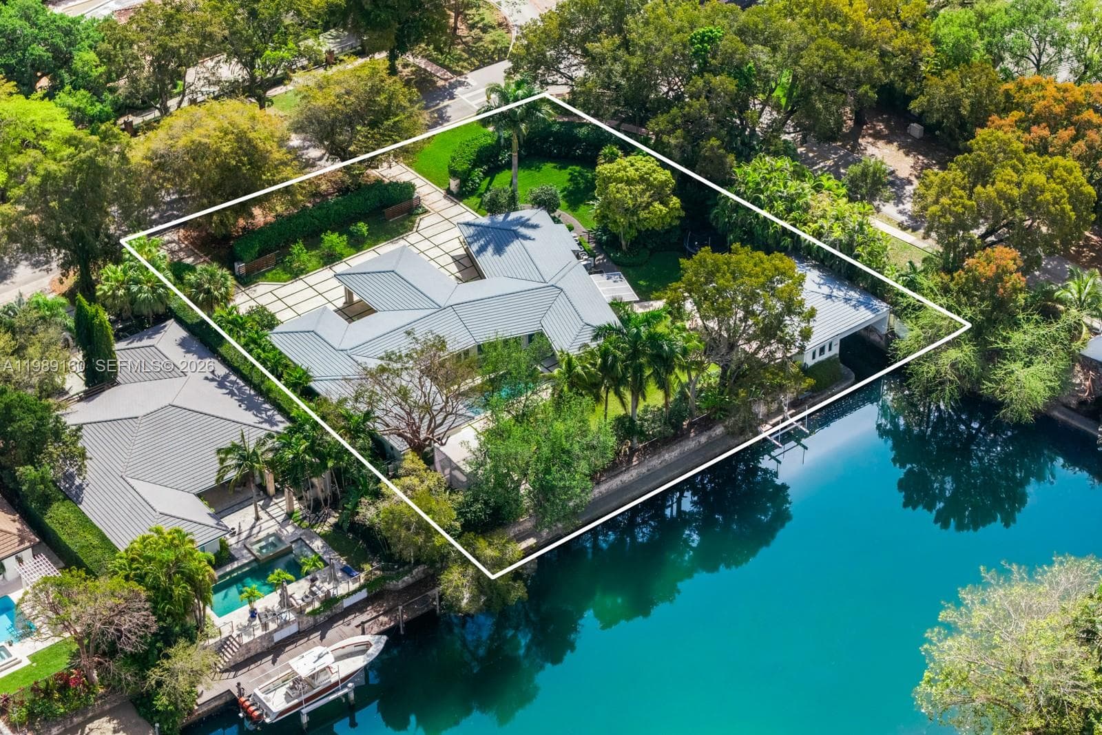6120 Riviera Dr, Coral Gables FL 33146 — 1
