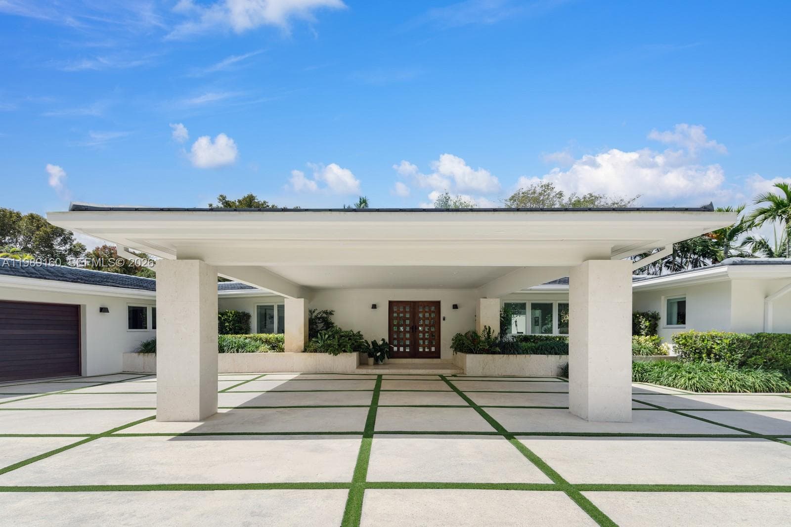 6120 Riviera Dr, Coral Gables FL 33146 — 4