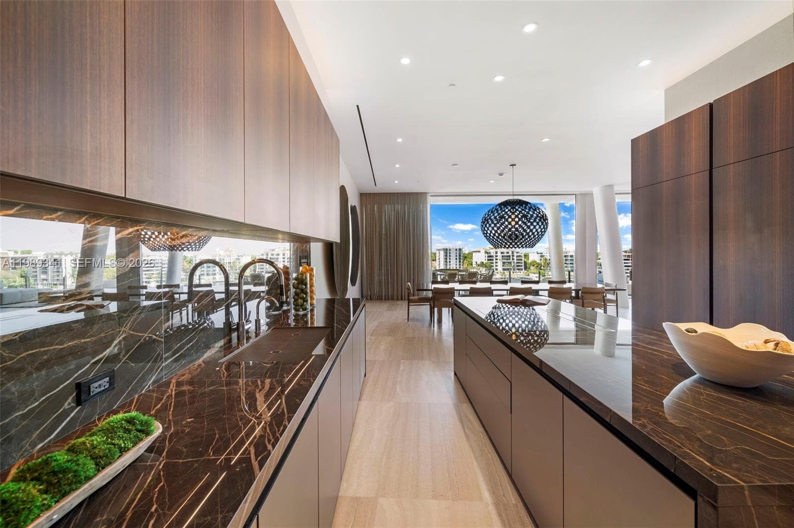 5 Grove Isle Dr, Coconut Grove FL 33131 — 20