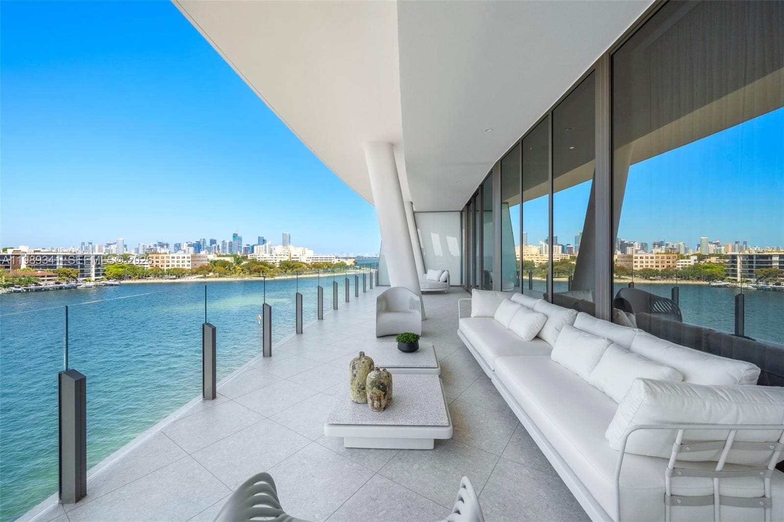 5 Grove Isle Dr, Coconut Grove FL 33131 — 4
