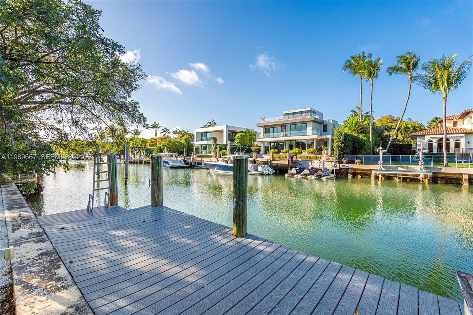 221 Knollwood Dr, Key Biscayne FL 33149 — 30