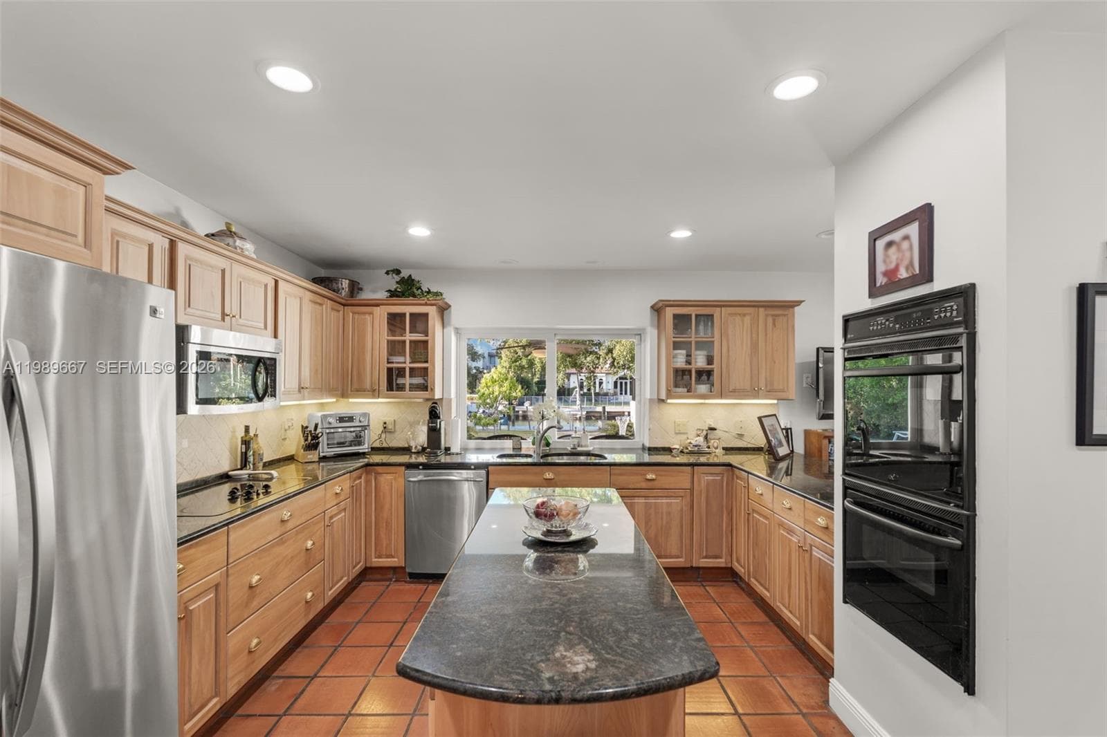 221 Knollwood Dr, Key Biscayne FL 33149 — 10