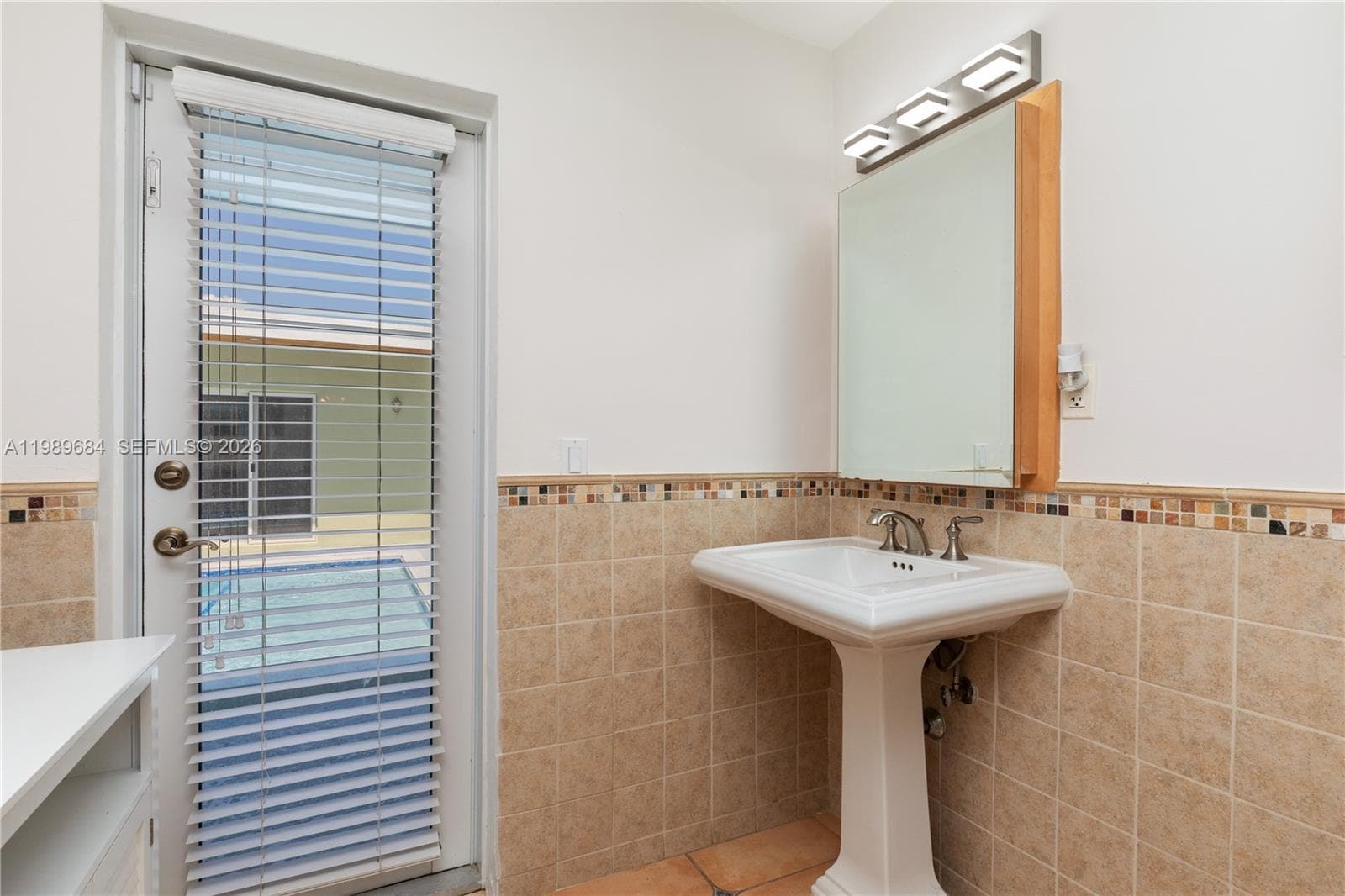 8535 SW 186th St, Cutler Bay FL 33157 — 23