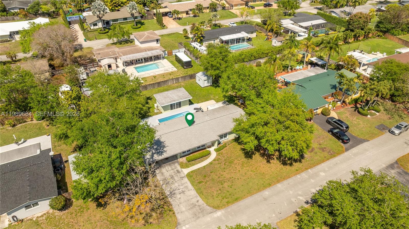 8535 SW 186th St, Cutler Bay FL 33157 — 52