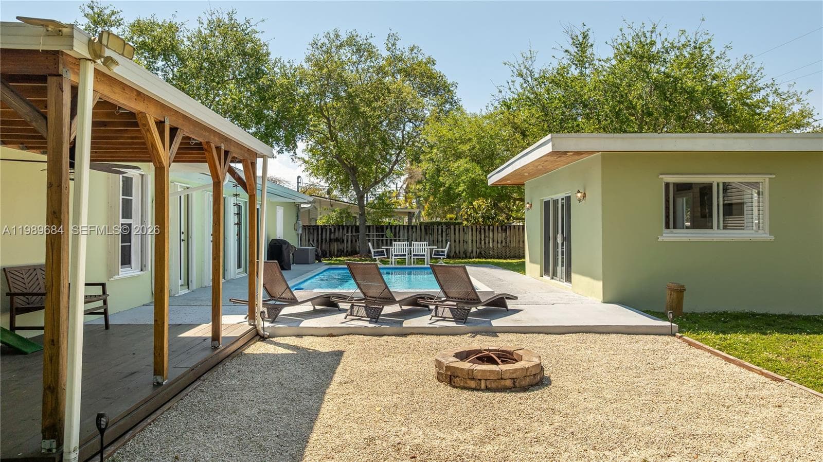 8535 SW 186th St, Cutler Bay FL 33157 — 75