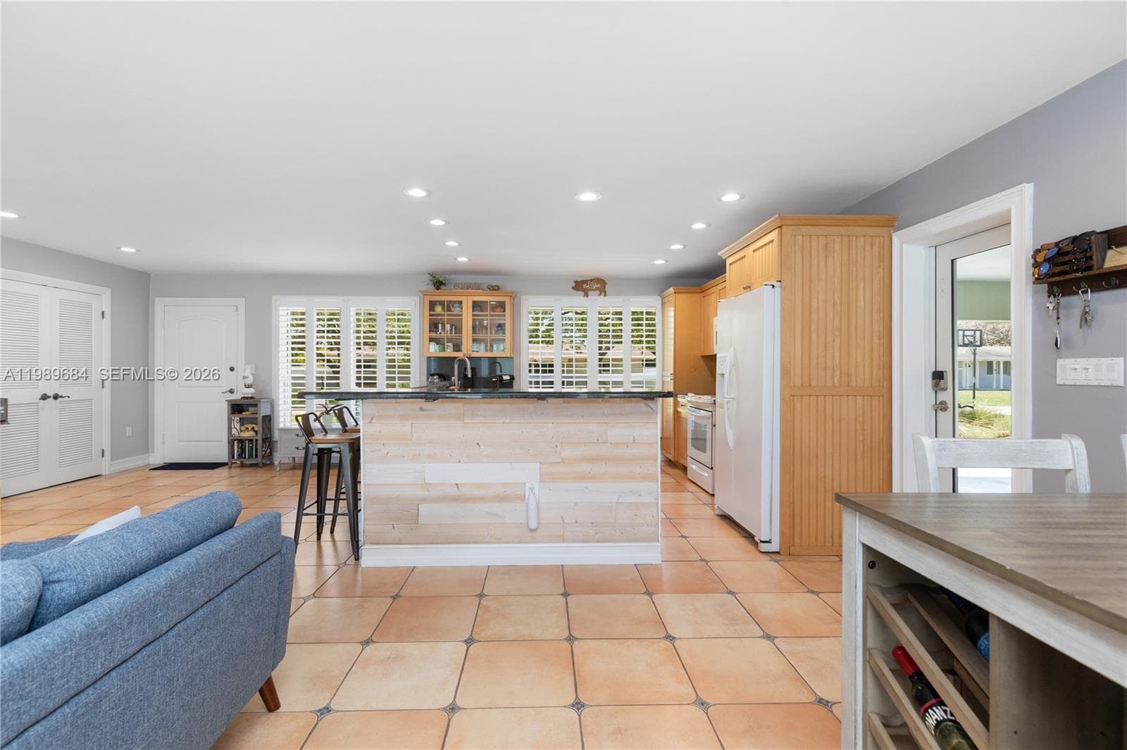 8535 SW 186th St, Cutler Bay FL 33157 — 8