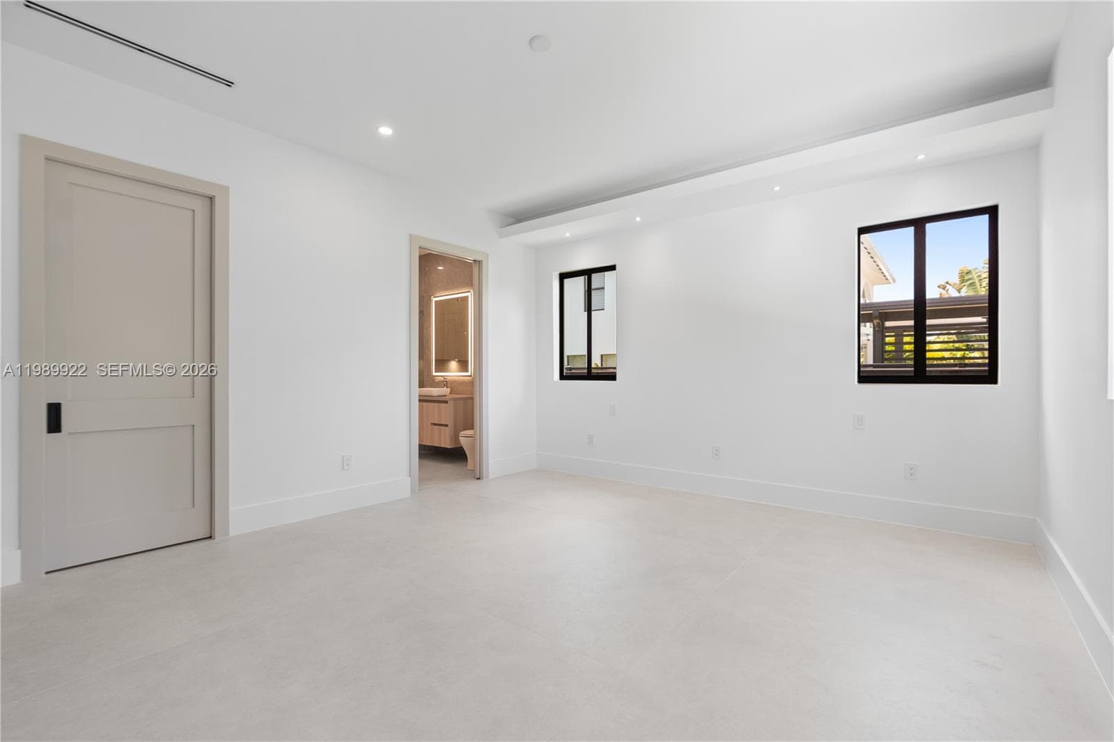 6221 SW 60th St, South Miami FL 33143 — 14