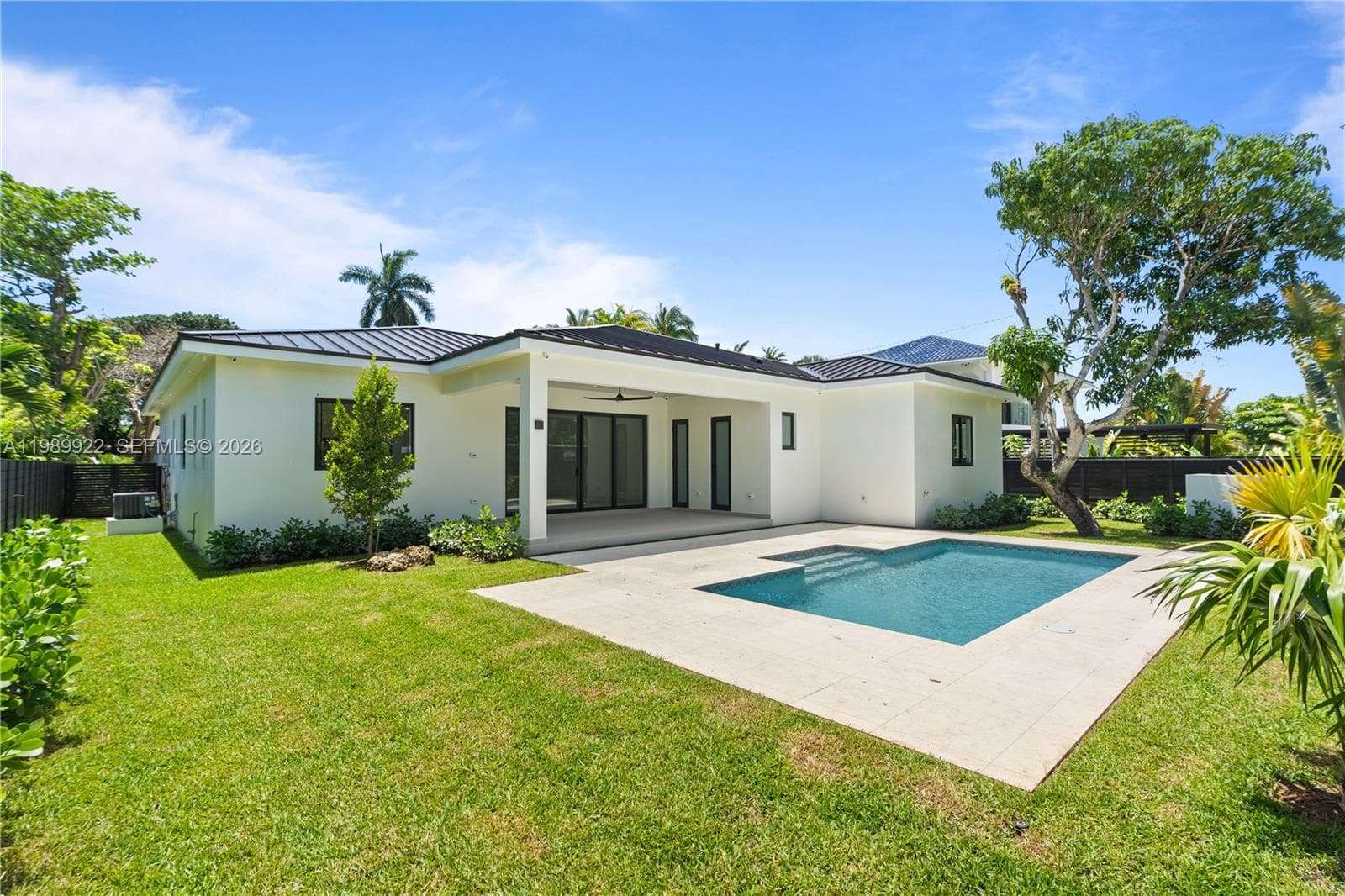6221 SW 60th St, South Miami FL 33143 — 40