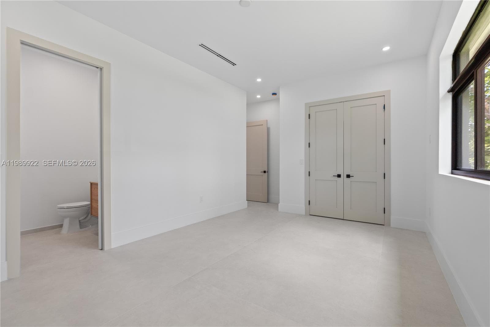6221 SW 60th St, South Miami FL 33143 — 25