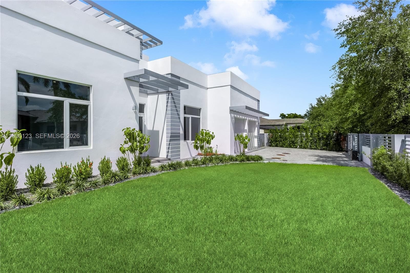9895 NW 26th St, Doral FL 33172 — 38