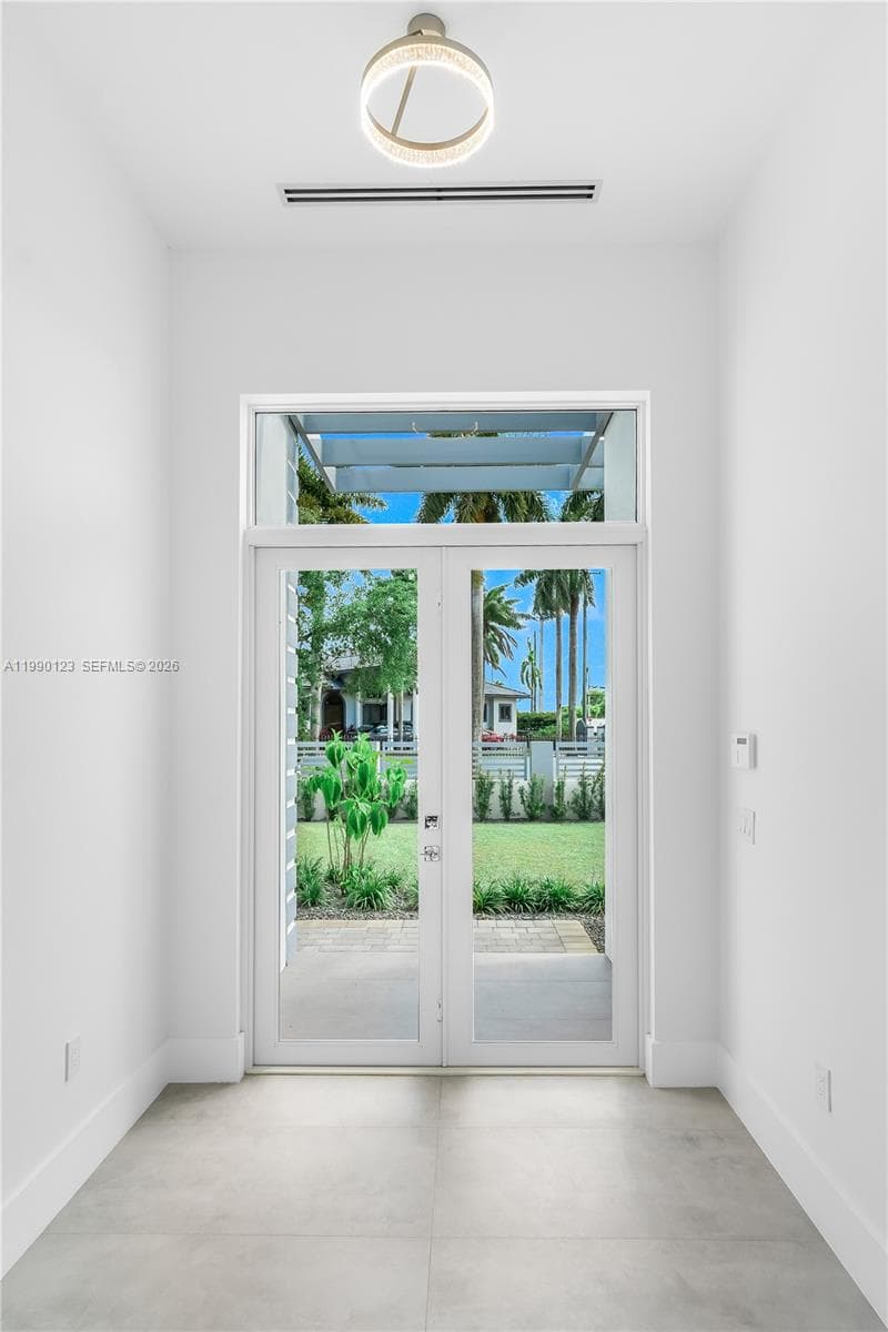 9895 NW 26th St, Doral FL 33172 — 19