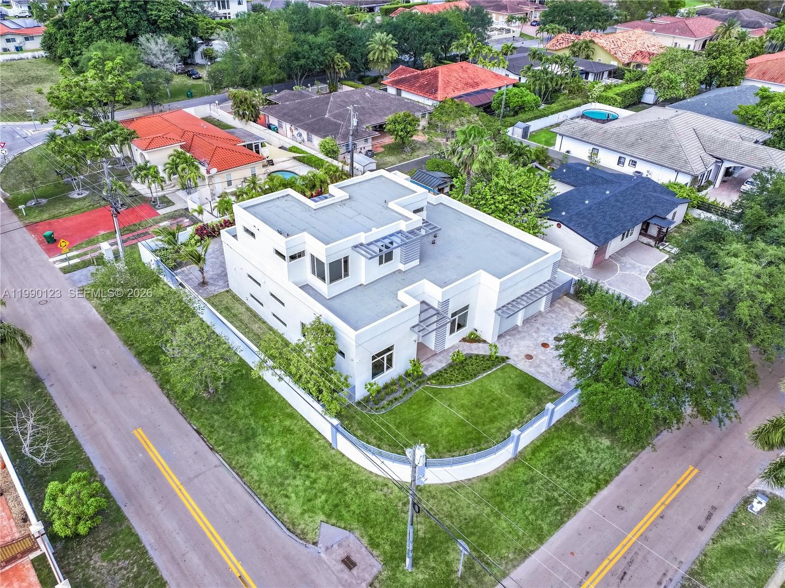 9895 NW 26th St, Doral FL 33172 — 40