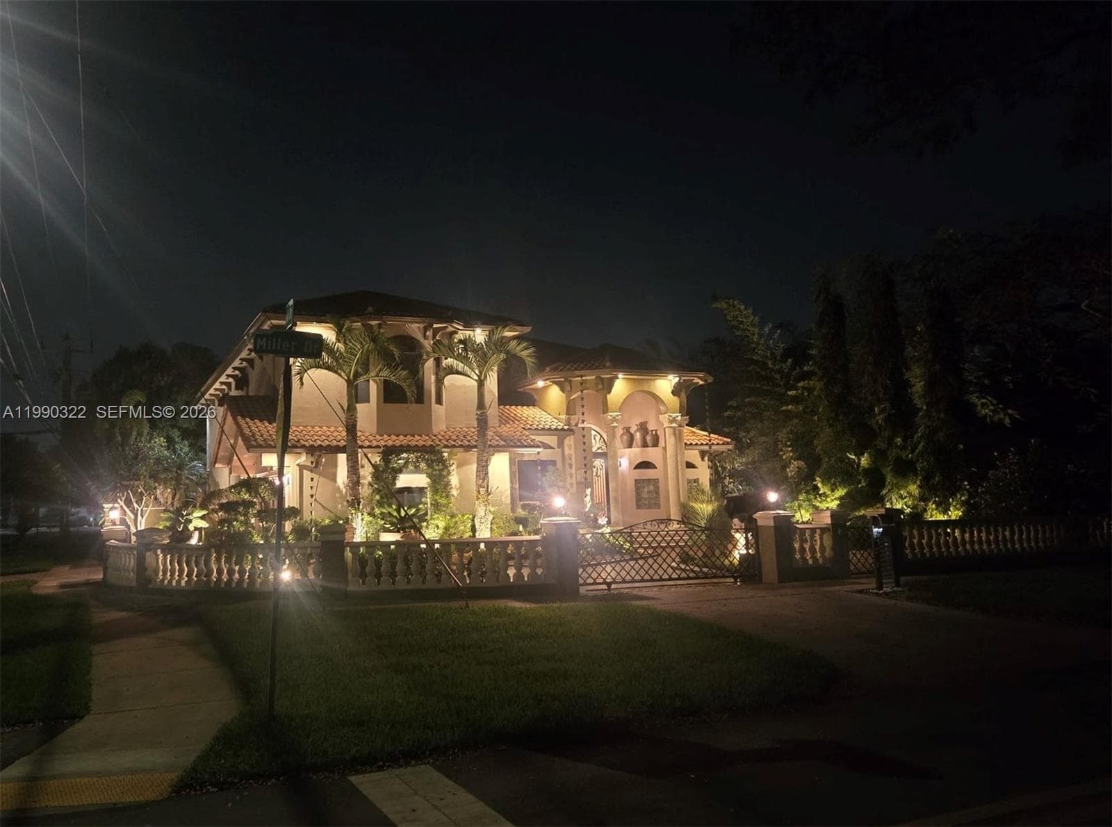 588 Miller Dr, Miami Springs FL 33166 — 62