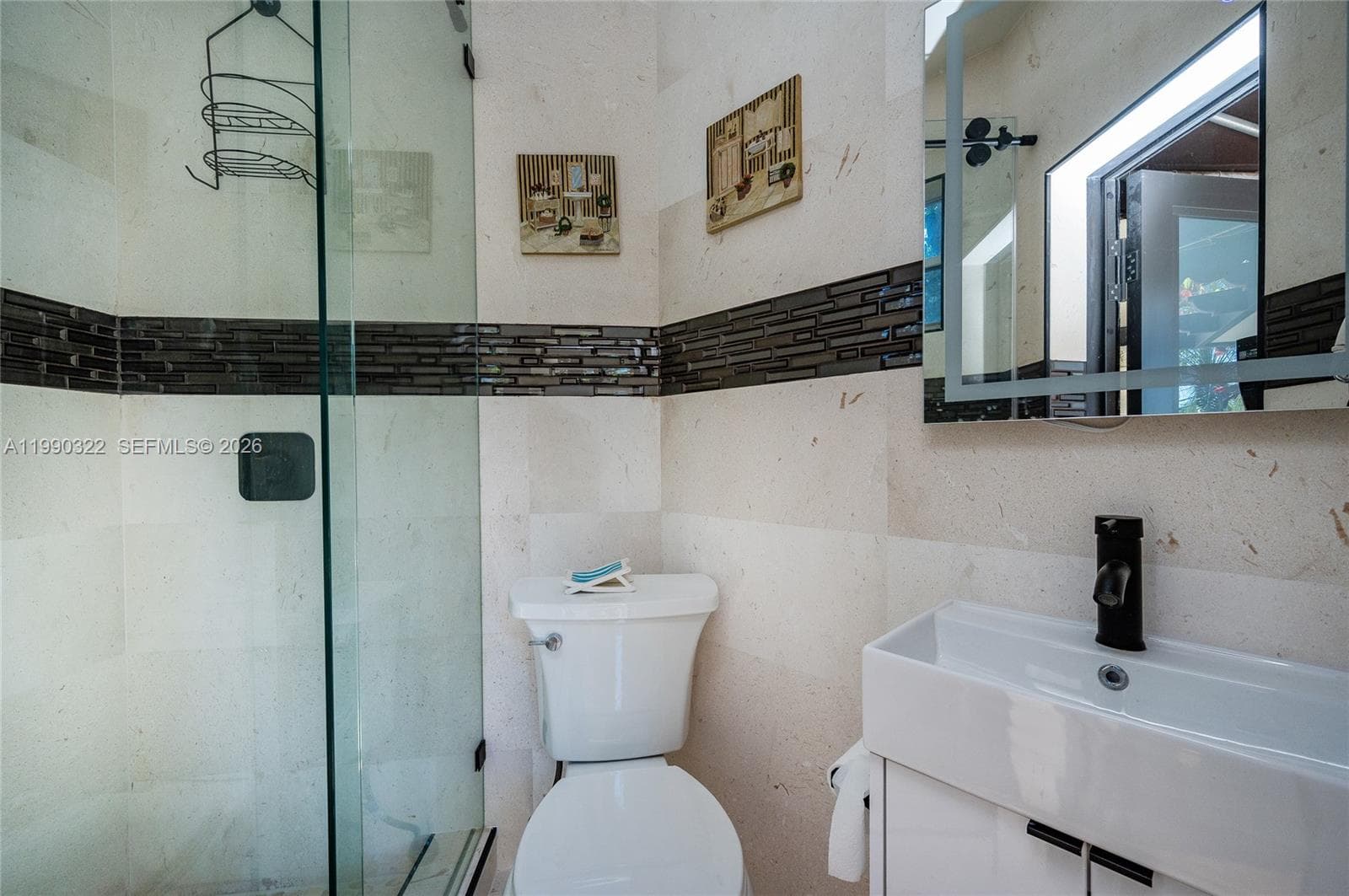 588 Miller Dr, Miami Springs FL 33166 — 52