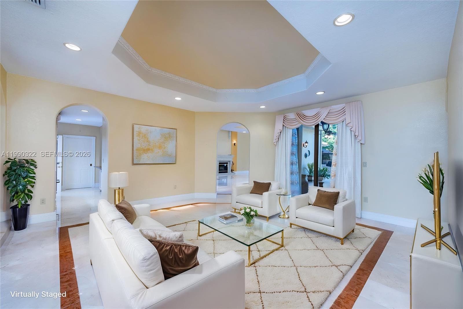 588 Miller Dr, Miami Springs FL 33166 — 24