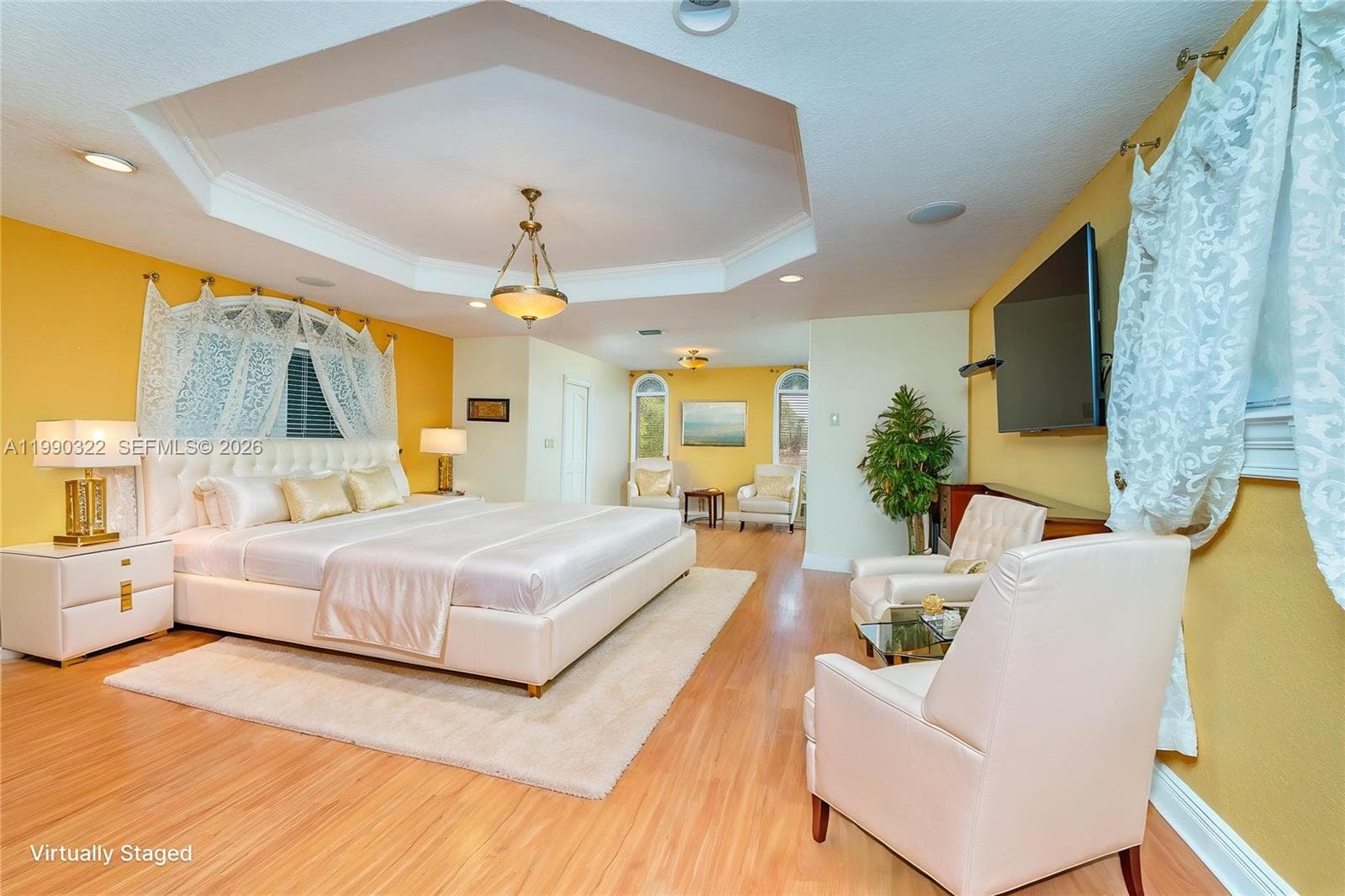 588 Miller Dr, Miami Springs FL 33166 — 33