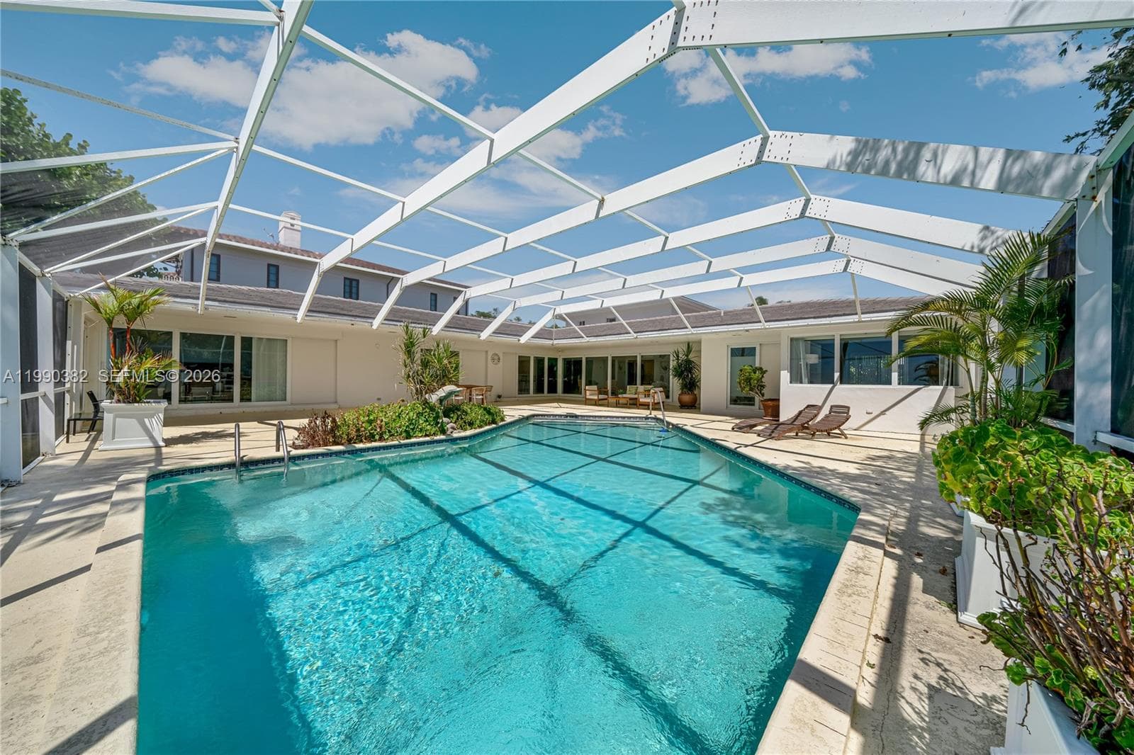 640 S Mashta Dr, Key Biscayne FL 33149 — 26