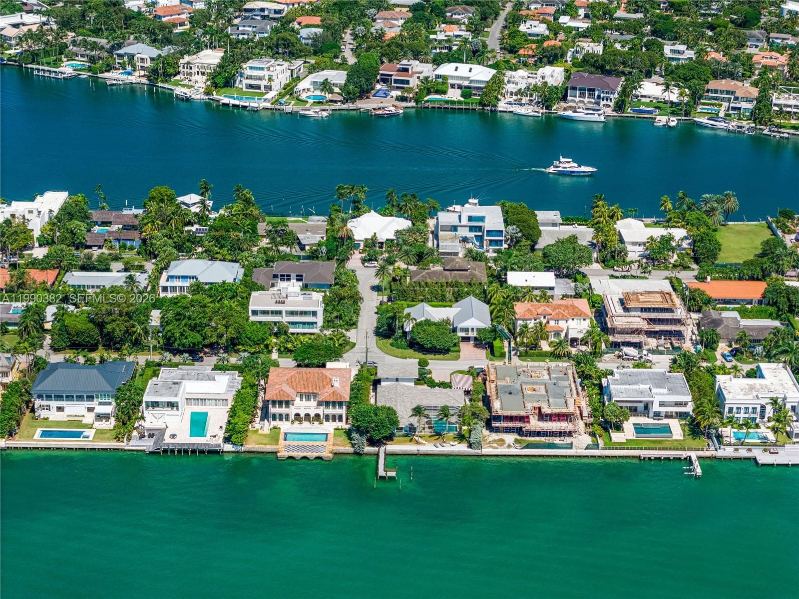 640 S Mashta Dr, Key Biscayne FL 33149 — 34