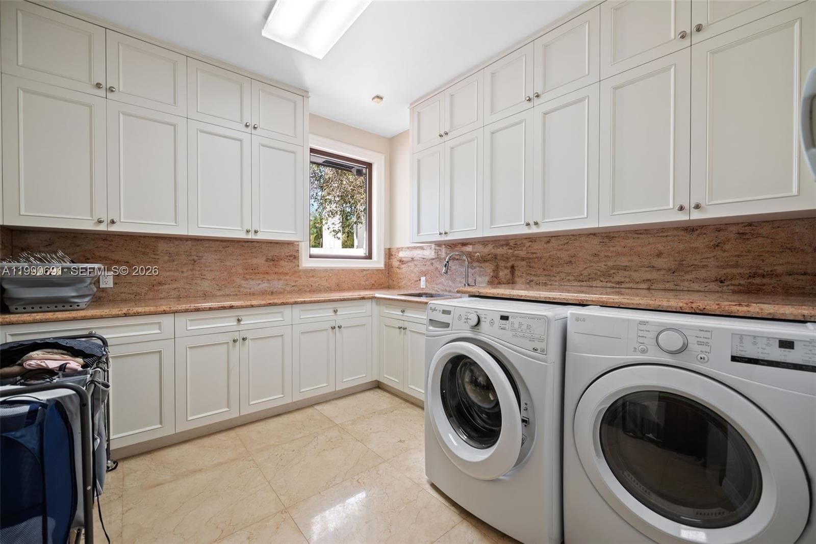 7701 Old Cutler Rd, Coral Gables FL 33143 — 52
