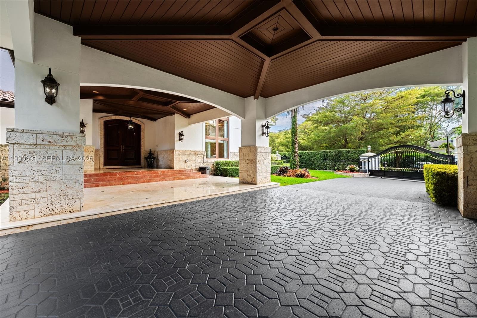 7701 Old Cutler Rd, Coral Gables FL 33143 — 70