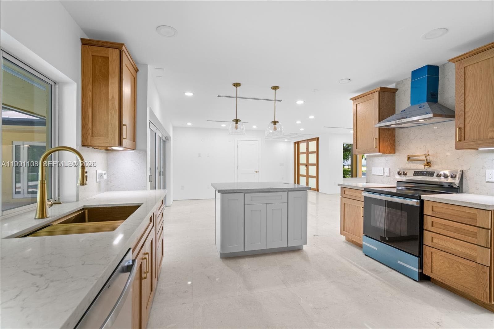 8201 SW 150th Dr, Palmetto Bay FL 33158 — 8