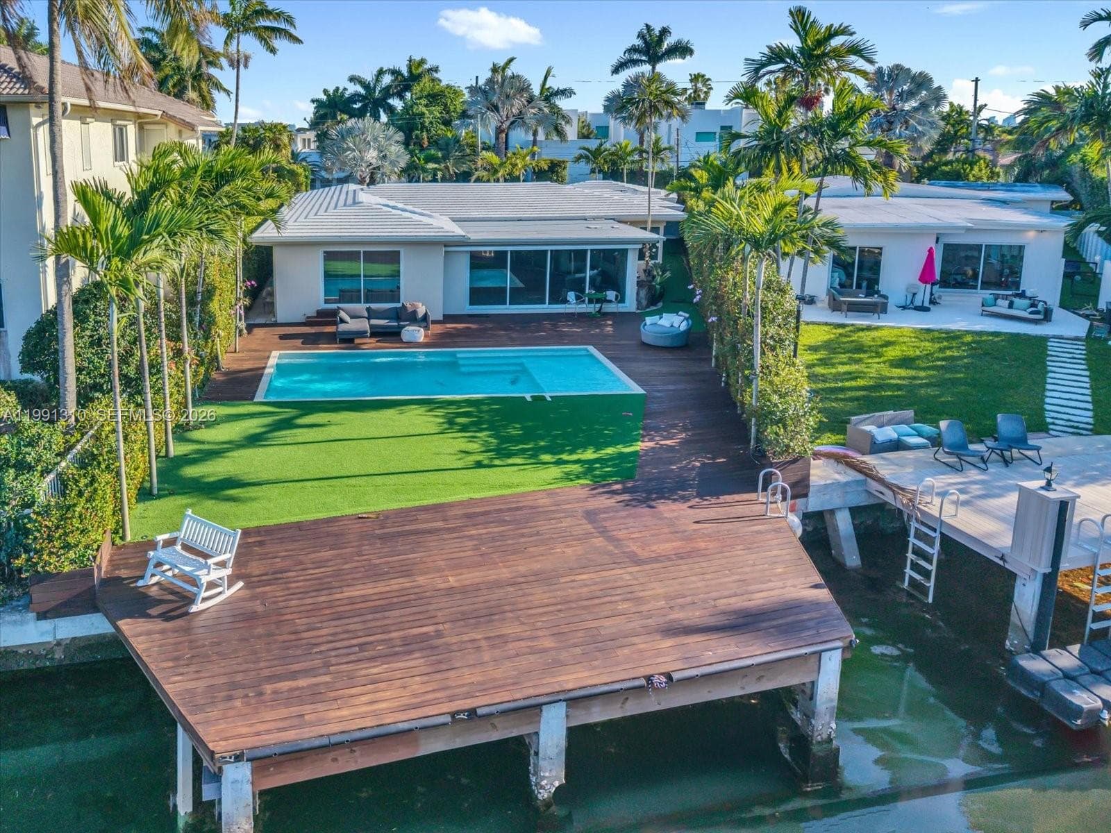 1277 Biscaya Dr, Surfside FL 33154 — 36