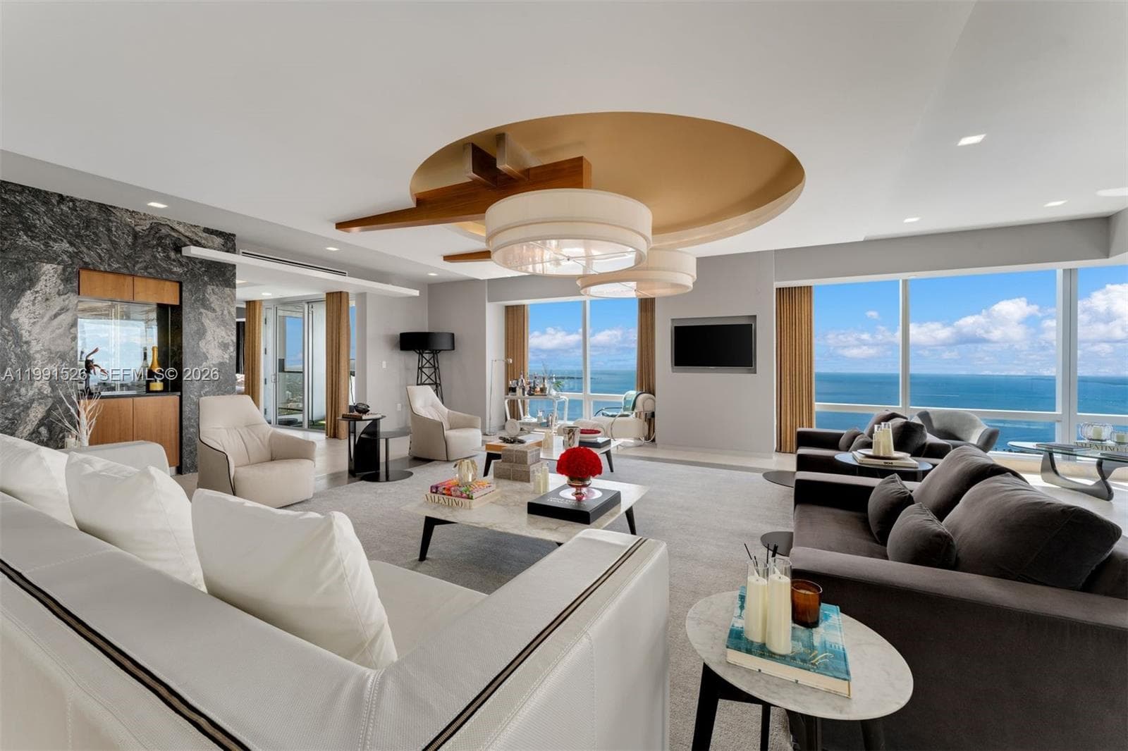 1425 Brickell Ave, Miami FL 33131 — 12