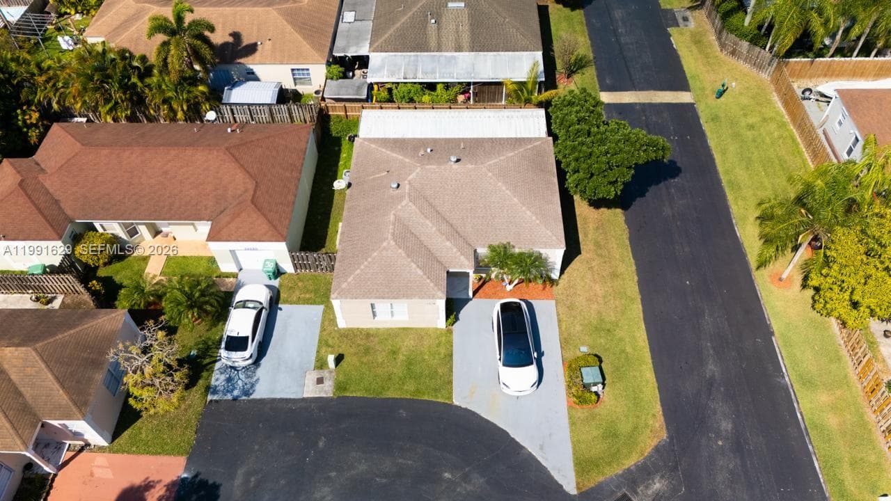 22226 SW 98th Pl, Cutler Bay FL 33190 — 32